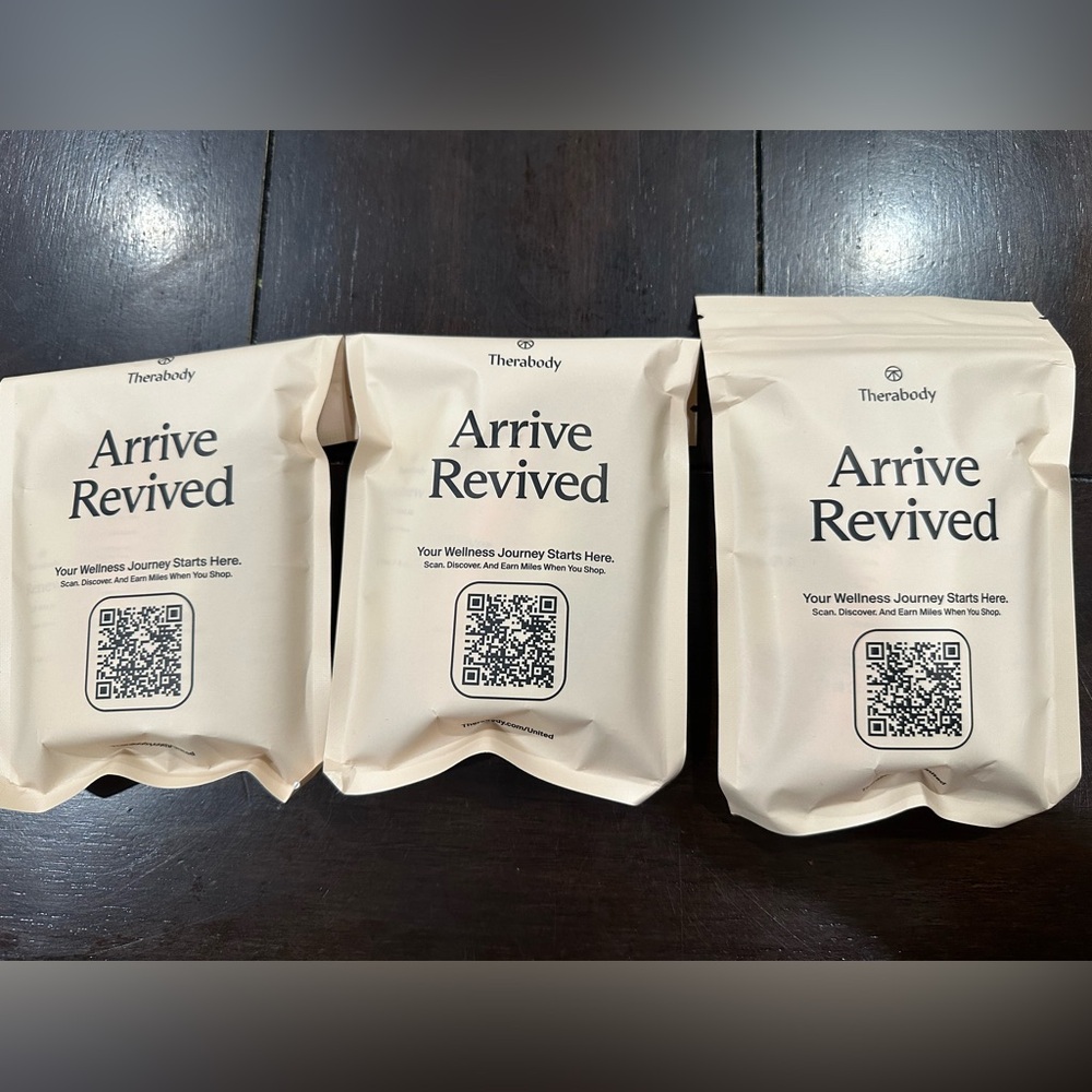 Lot 3 Therabody TheraFace Travel Size Skincare Set Towelette Cream Lip Balm NEW